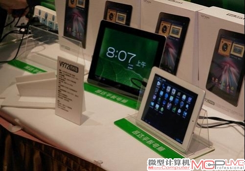 与iPhone 4/iPad 4同级，平板中顶级的500万AF摄像头